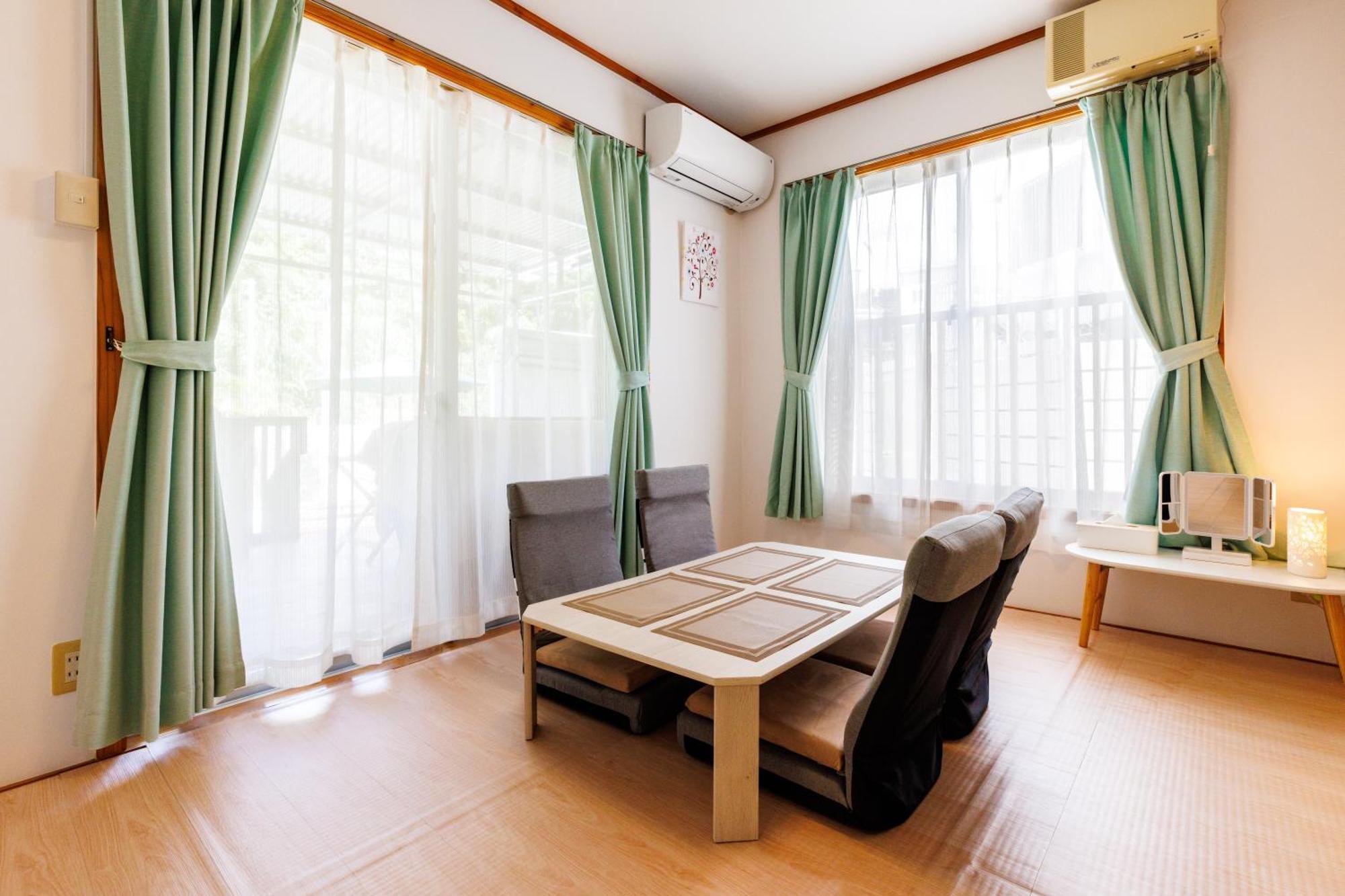 新規オープン サウナ Bbq ジャグジー付き 最大7名 無料駐車場4台 ビーチまで車で5分 Sky House Villa อุรุมะ ภายนอก รูปภาพ